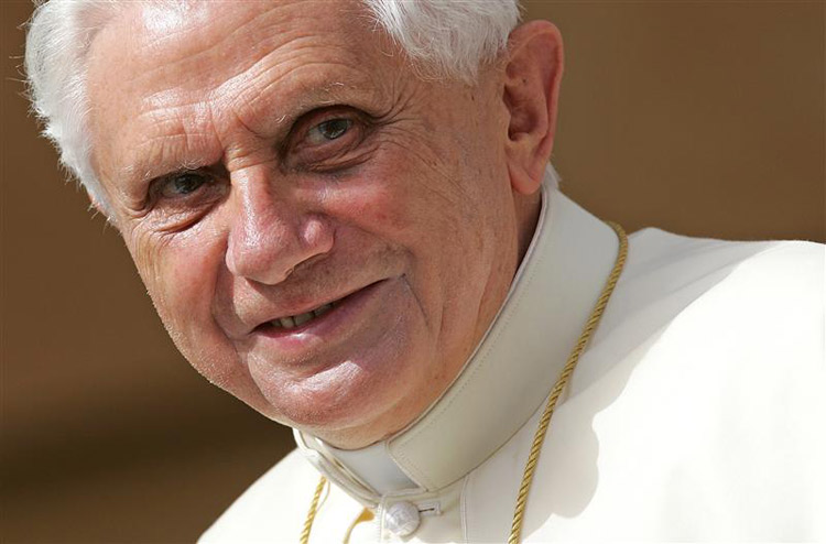 pope-benedict-xvi-0201.